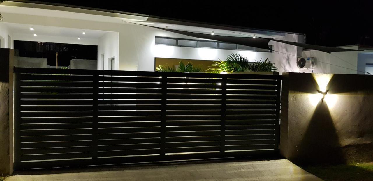 Palm Villas แซนต์-อาน ภายนอก รูปภาพ