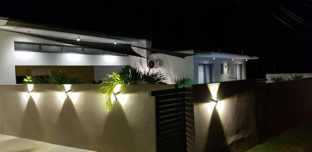 Palm Villas แซนต์-อาน ภายนอก รูปภาพ